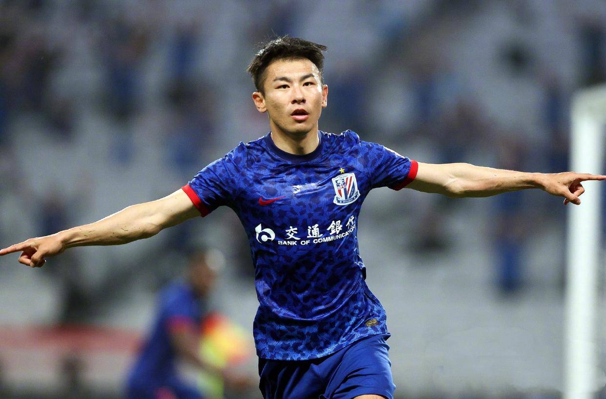 关于体操大师赛焦点战：岭南雄狮队逆转皖南雷豹队，客场强势带走胜利。黑马成最大惊喜的信息