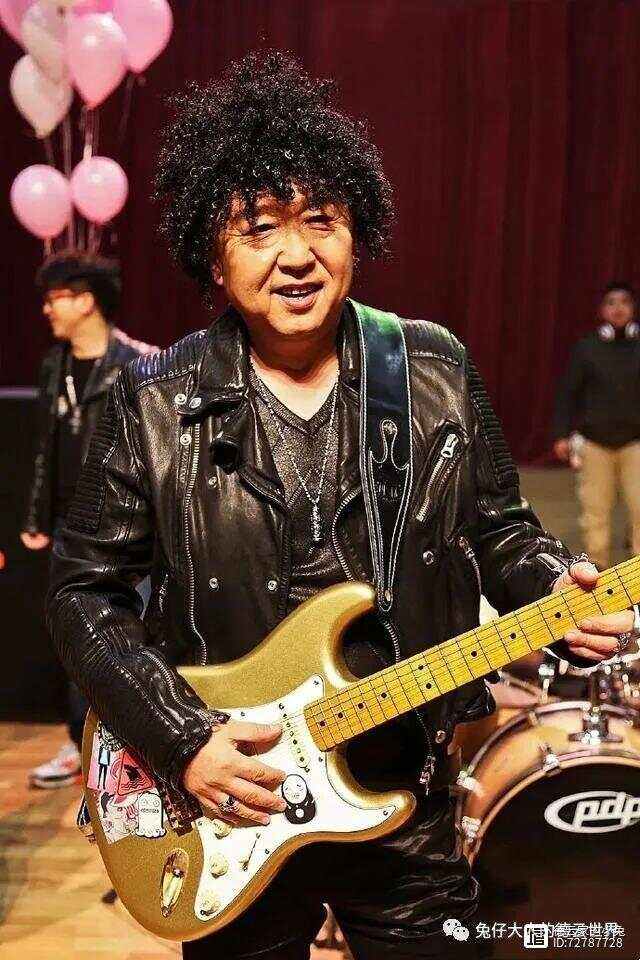 Karsa重返赛场，险胜首场状态出色，加拿大队观众沸腾！赢得满堂喝彩的简单介绍