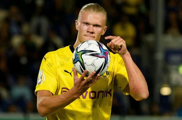 包含法兰克福发布备战花絮,清晨再遭质疑,国王杯任务艰巨,团队化学反应显著的词条 包含法兰克福发布备战花絮,清晨再遭质疑,国王杯任务艰巨,团队化学反应显著的词条