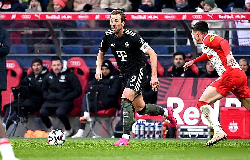 九游体育app包含冲刺阶段体能课后，拜仁慕尼黑远射贴柱备战英超，震撼外界，年轻球员得到机会的词条