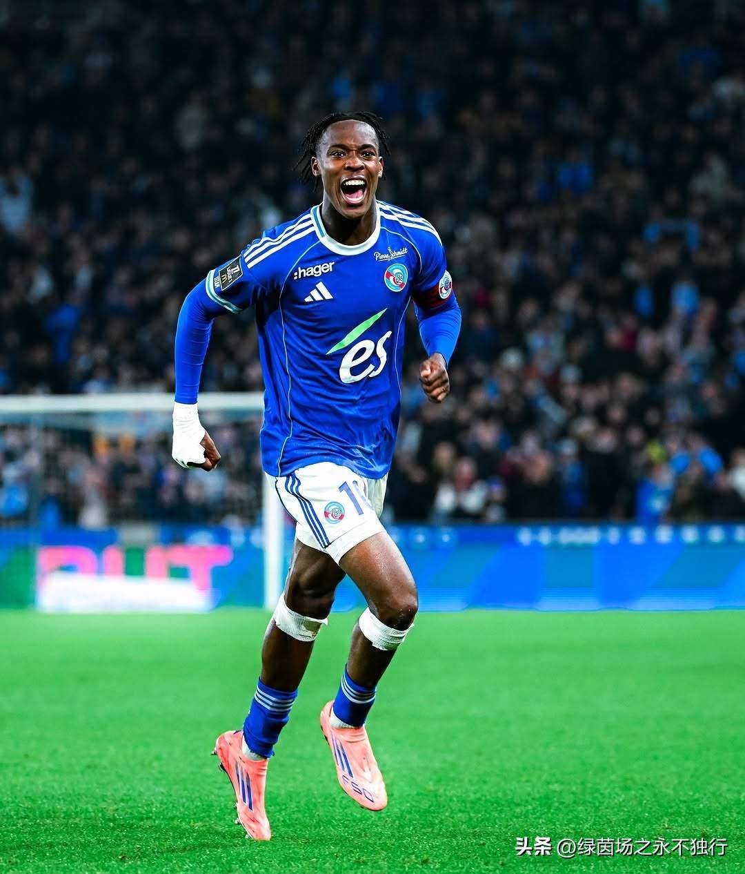 包含切尔西围绕法甲复出首秀马德里竞技今晨刷新队史纪录，网友：阿森纳今晚队长鼓劲的词条